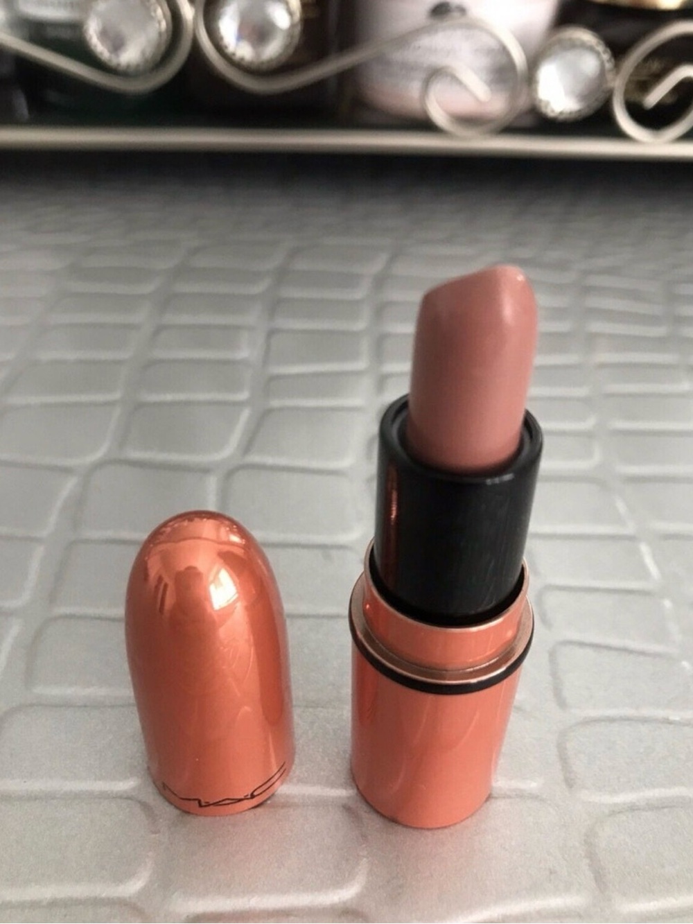 MAC Cosmetics Cremesheen Lipstick Mini - Hark!